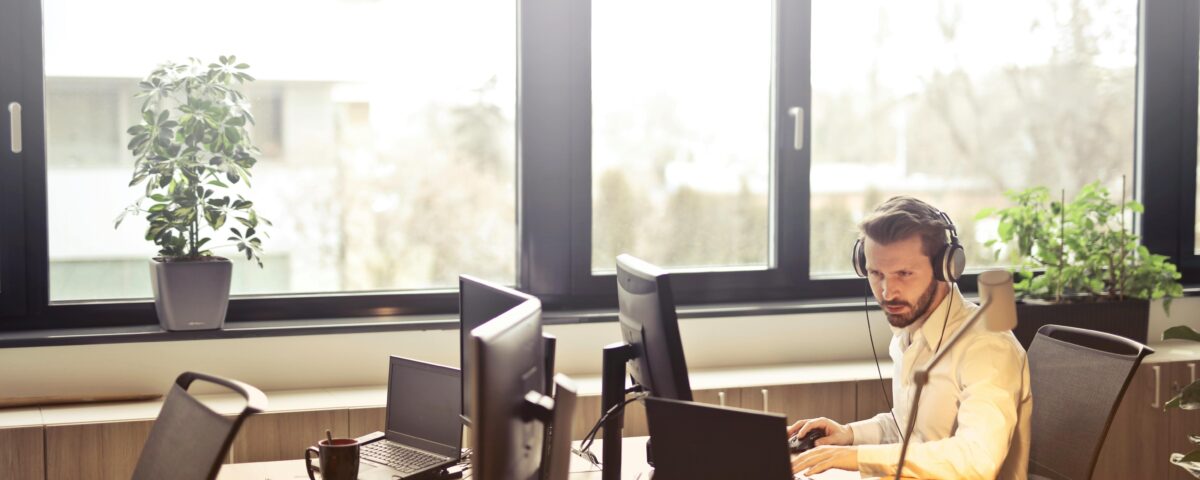 jasa virtual asisten permudah pekerjaan anda